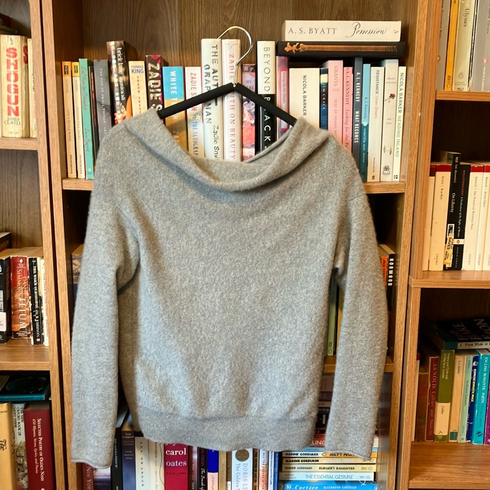 Club Monaco Gray Cashmere Sweater
